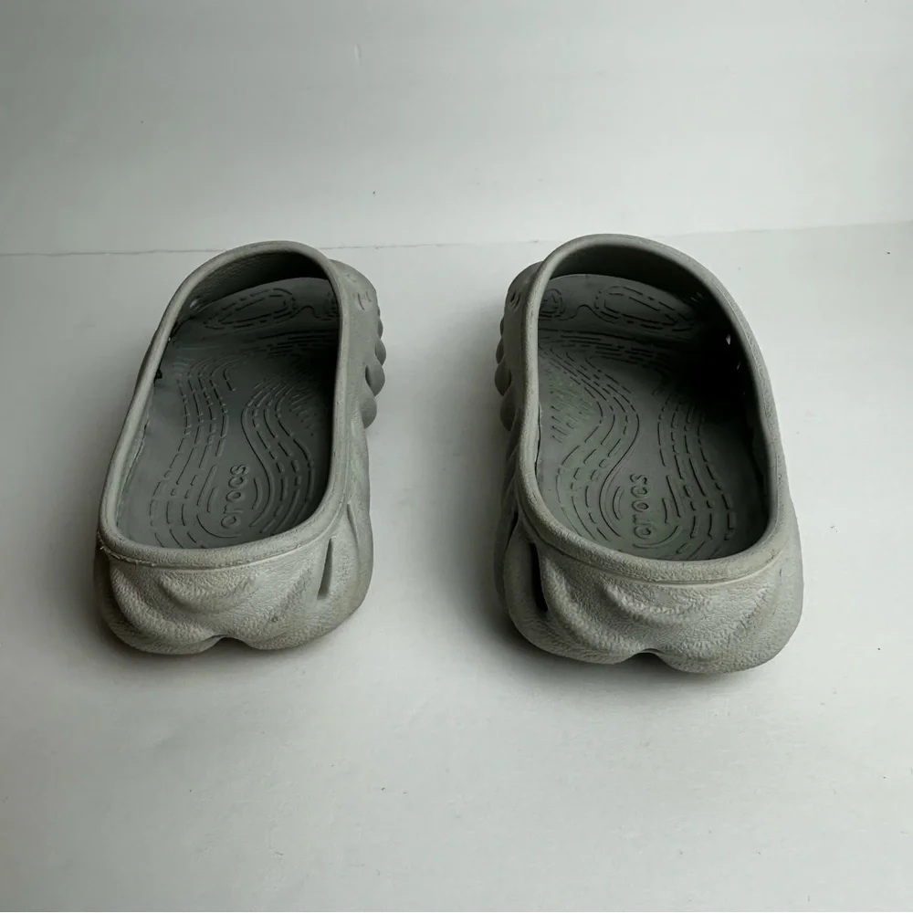Crocs Echo Slides Junior Size 1 Shoes Gray Grey Outdoor Beach Travel Pool Summer